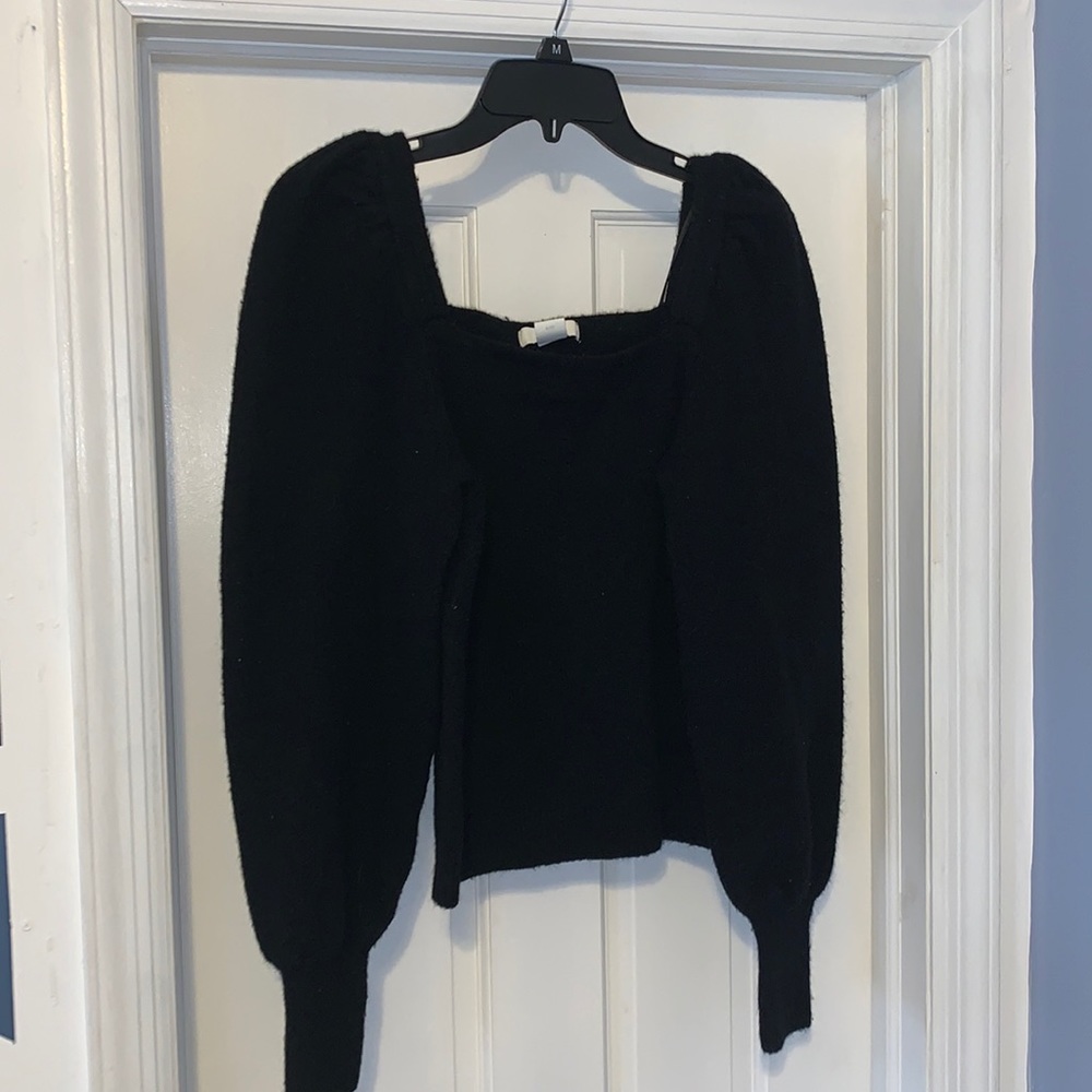 H & M woman sweater